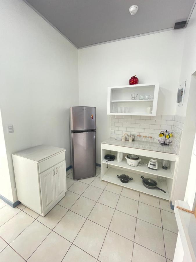 3 Min From Sjo Airport Kaeli Villa Alajuela Luaran gambar