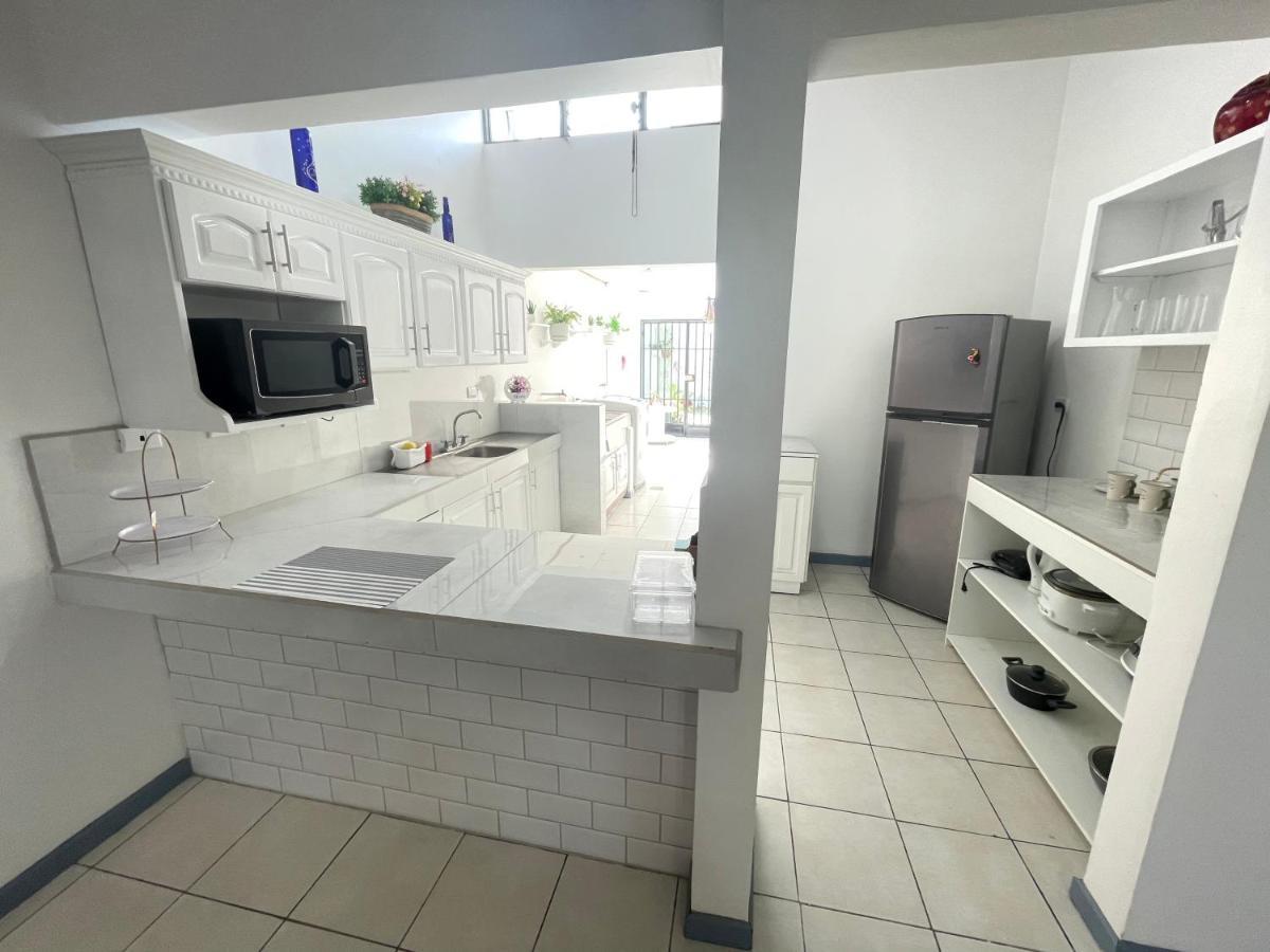 3 Min From Sjo Airport Kaeli Villa Alajuela Luaran gambar